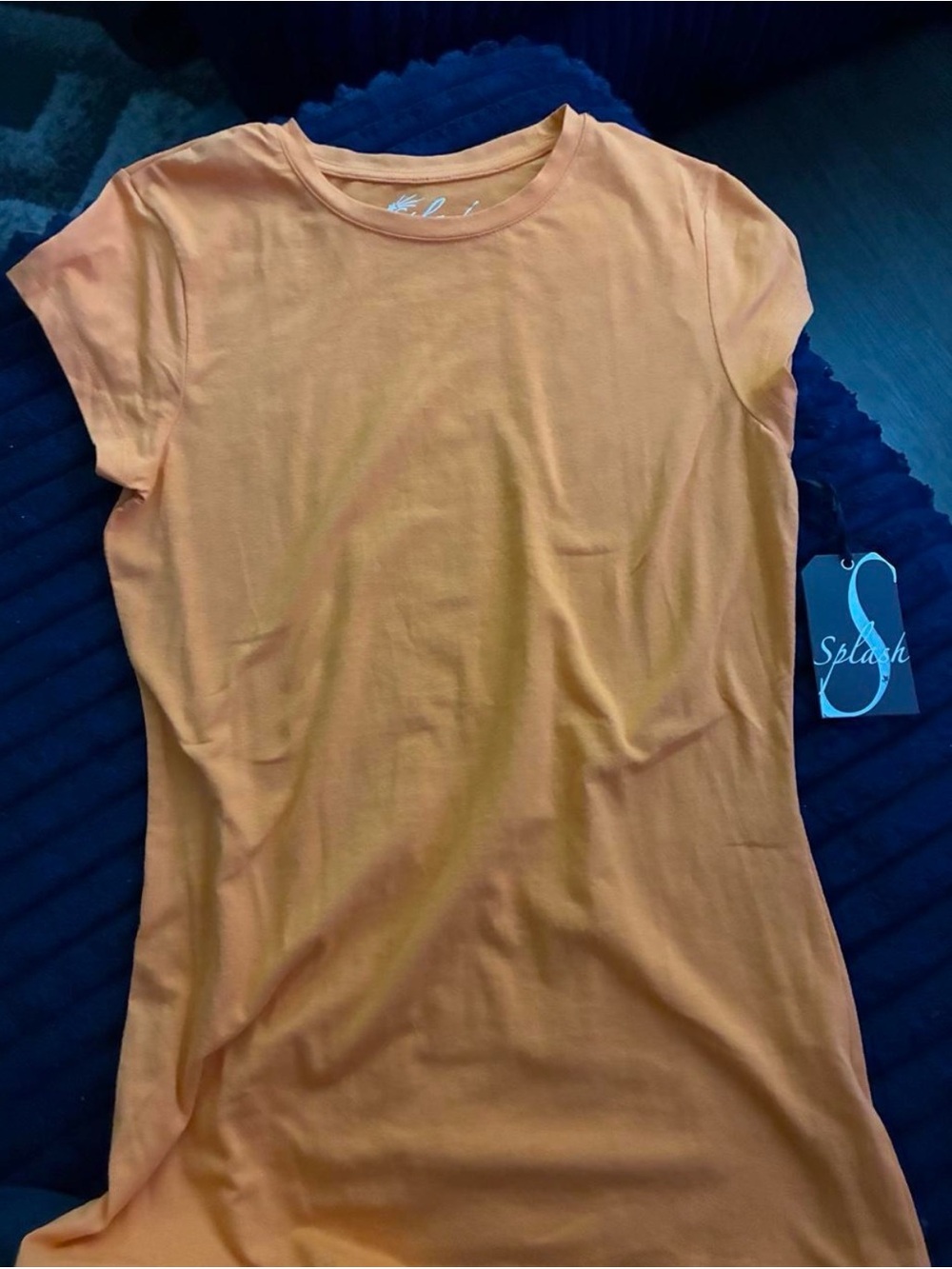 Splash Short-Sleeve Crewneck Tee in Peachy Orange